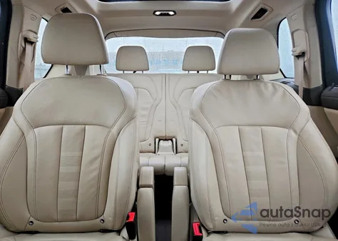 2019 BMW X7 xDrive40I z USA, uszkodzony, nr VIN 5UXCW2C53KLB44238